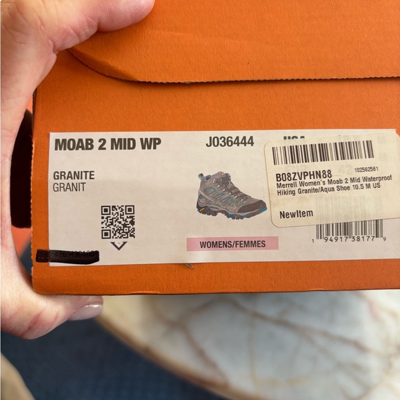 New Merrell Moab 2 Mid Waterproof Hiking Shoe - Picture 8 of 8